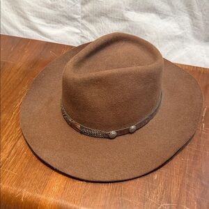 Elegant Brown Women's Hat with Decorative Band